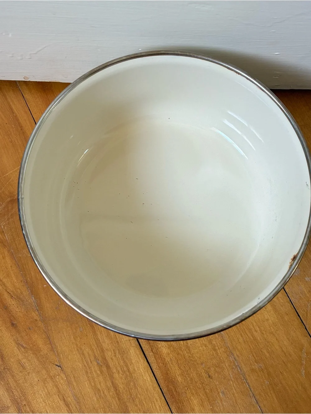 N/A enamel basin